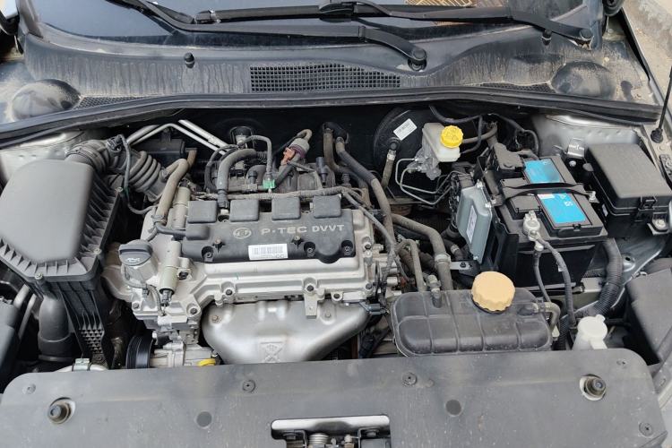 Used Baojun 310W 2017 1.5L Manual Fashion Model China V Engine Bay