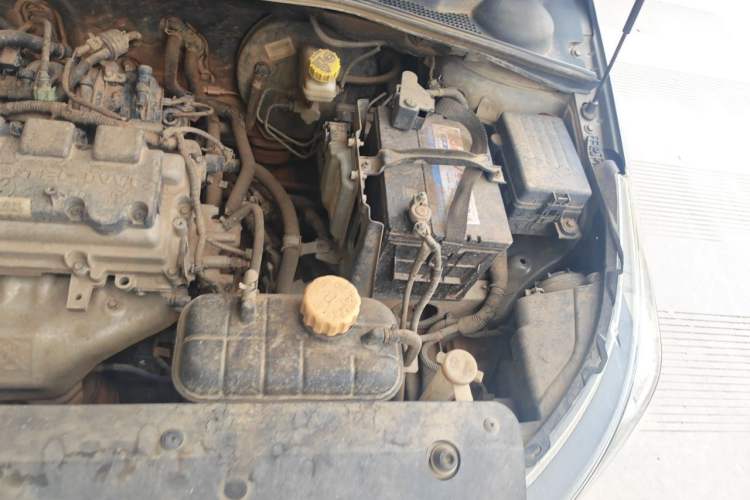 Used Baojun 310W 2017 1.5L Manual Comfort Version China V Engine Bay Left