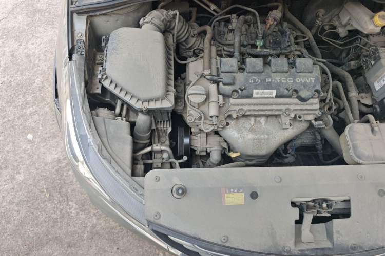 Used Baojun 310W 2017 1.5L Manual Comfort Version China V Engine Bay Right