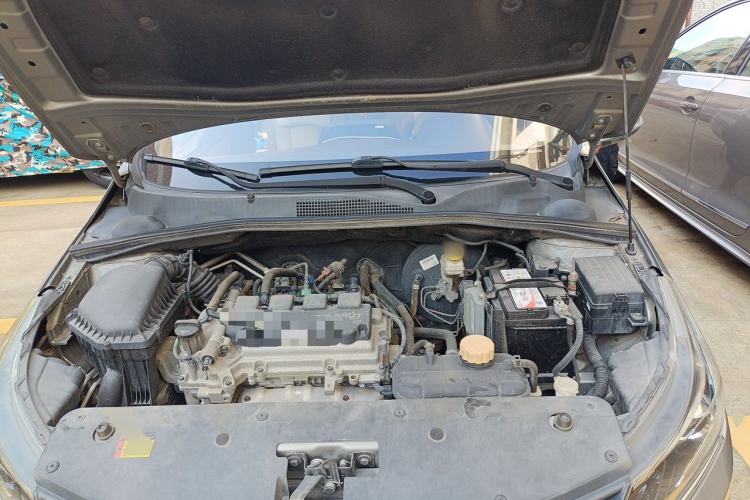 Used Baojun 310W 2017 1.5L Manual Fashion Edition China VI Engine Bay