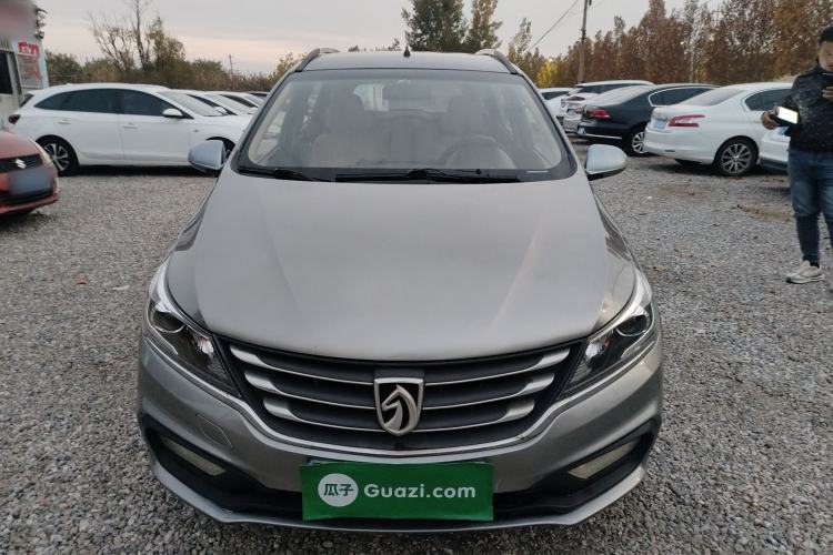 Used Baojun 310W 2017 1.5L Manual Comfort Version China V Exterior 1