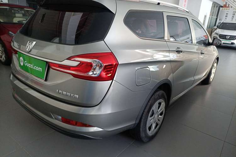 Used Baojun 310W 2017 1.5L Manual Comfort Version China V Exterior 3