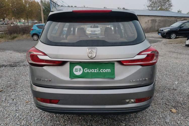 Used Baojun 310W 2017 1.5L Manual Comfort Version China V Exterior 4