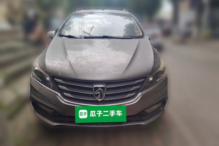 Used Baojun 310W 2017 1.5L Manual Fashion Model China V Front