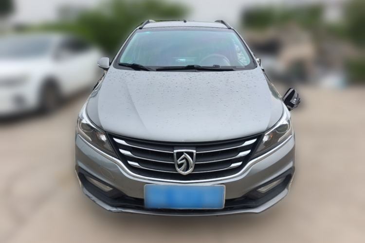 Used Baojun 310W 2017 1.5L Manual Fashion Model China V Front