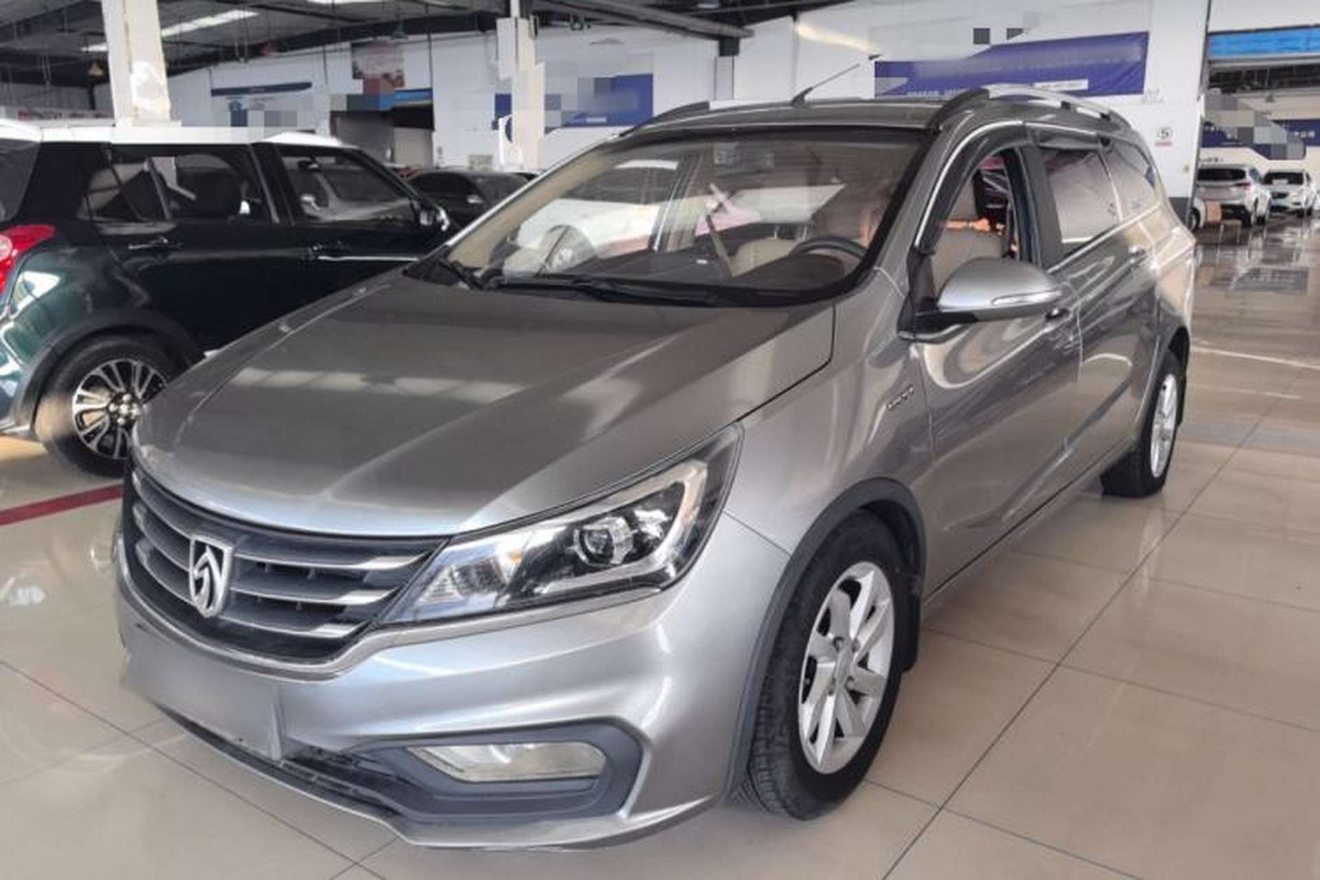 Used Baojun 310W 2017 1.5L Manual Fashion Model China V Front Left 45 Deg