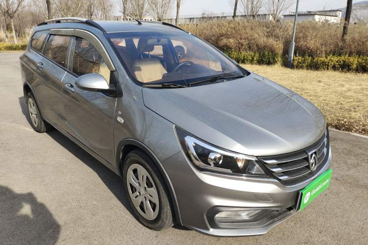 Used Baojun 310W 2017 1.5L Manual Comfort Version China V Front Right 45 Deg