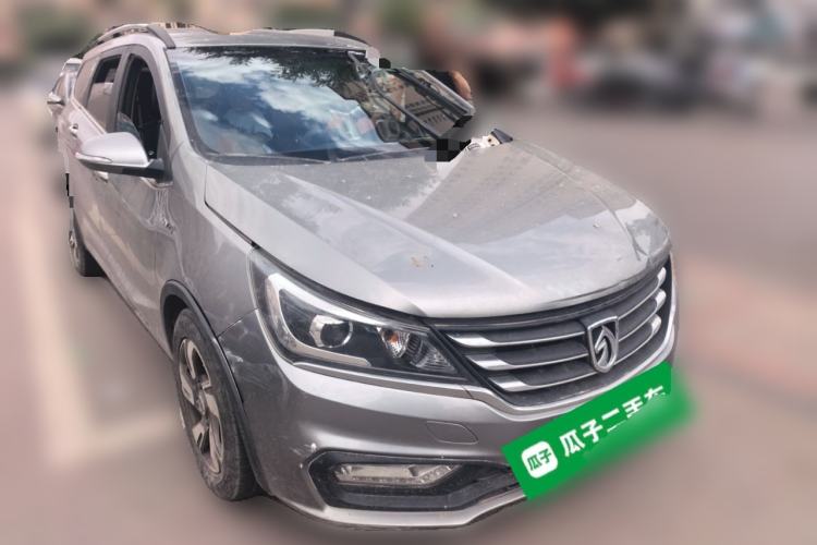 Used Baojun 310W 2017 1.5L Manual Luxury Edition China V Front Right 45 Deg