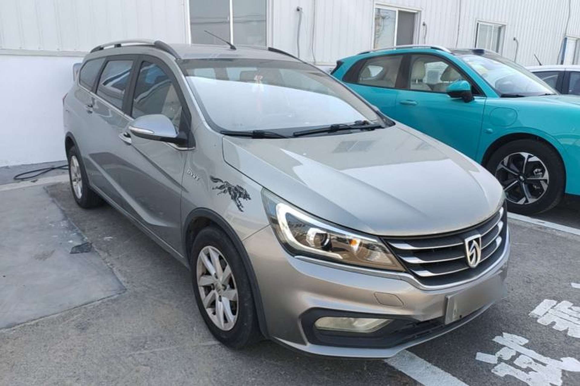 Used Baojun 310W 2017 1.5L Manual Fashion Model China V Front Right 45 Deg
