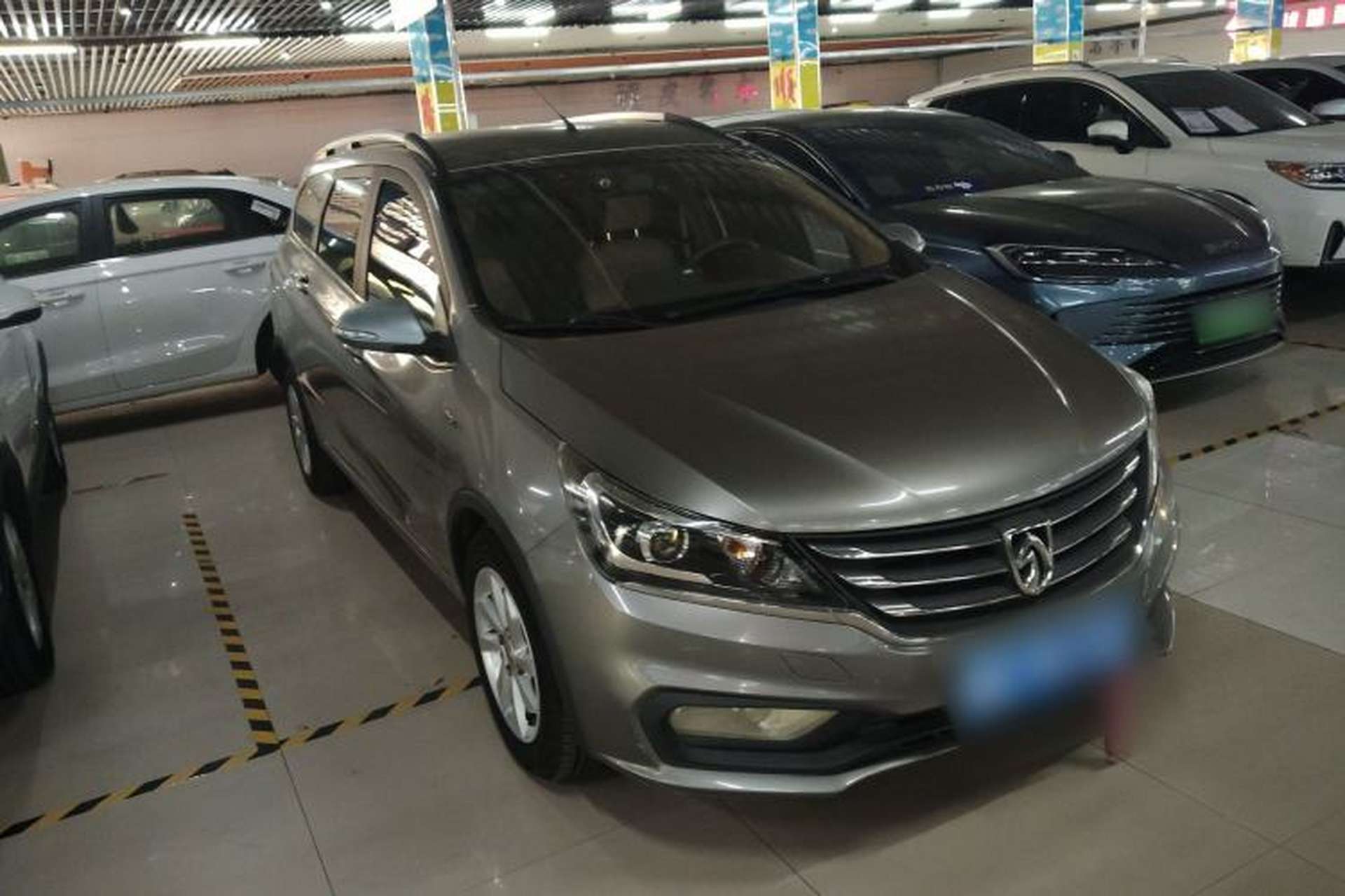 Used Baojun 310W 2017 1.5L Manual Fashion Model China V Front Right 45 Deg