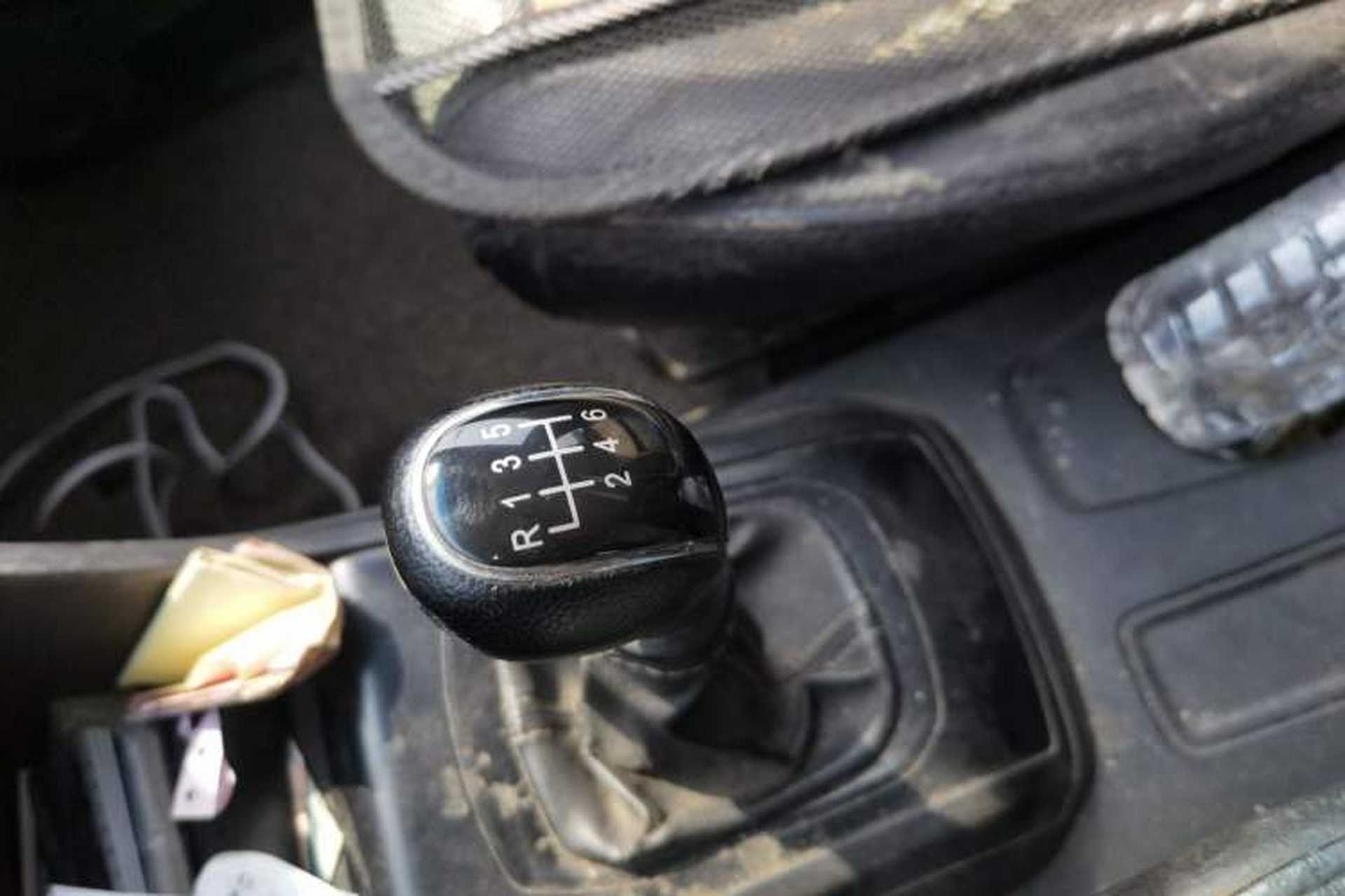 Used Baojun 310W 2017 1.2L Manual Value Edition China V Gear Lever