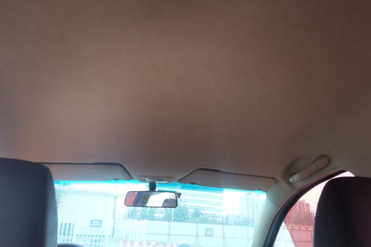 Used Baojun 310W 2017 1.5L Manual Fashion Model China V Headliner