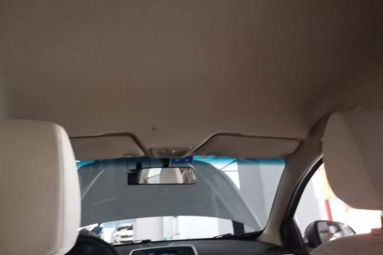 Used Baojun 310W 2017 1.5L Manual Comfort Version China V Headliner