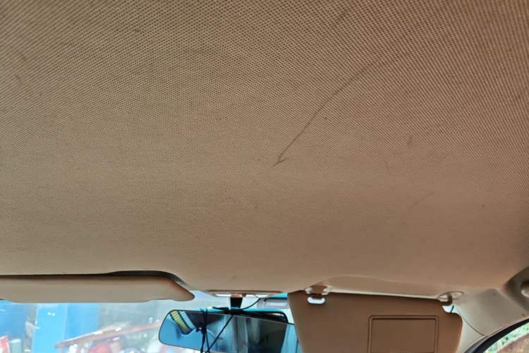 Used Baojun 310W 2017 1.5L Manual Fashion Model China V Headliner
