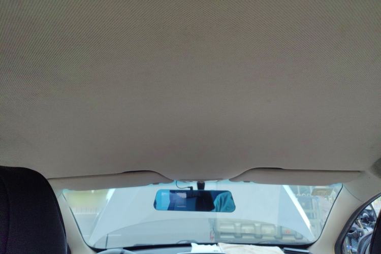 Used Baojun 310W 2017 1.5L Manual Fashion Model China V Headliner