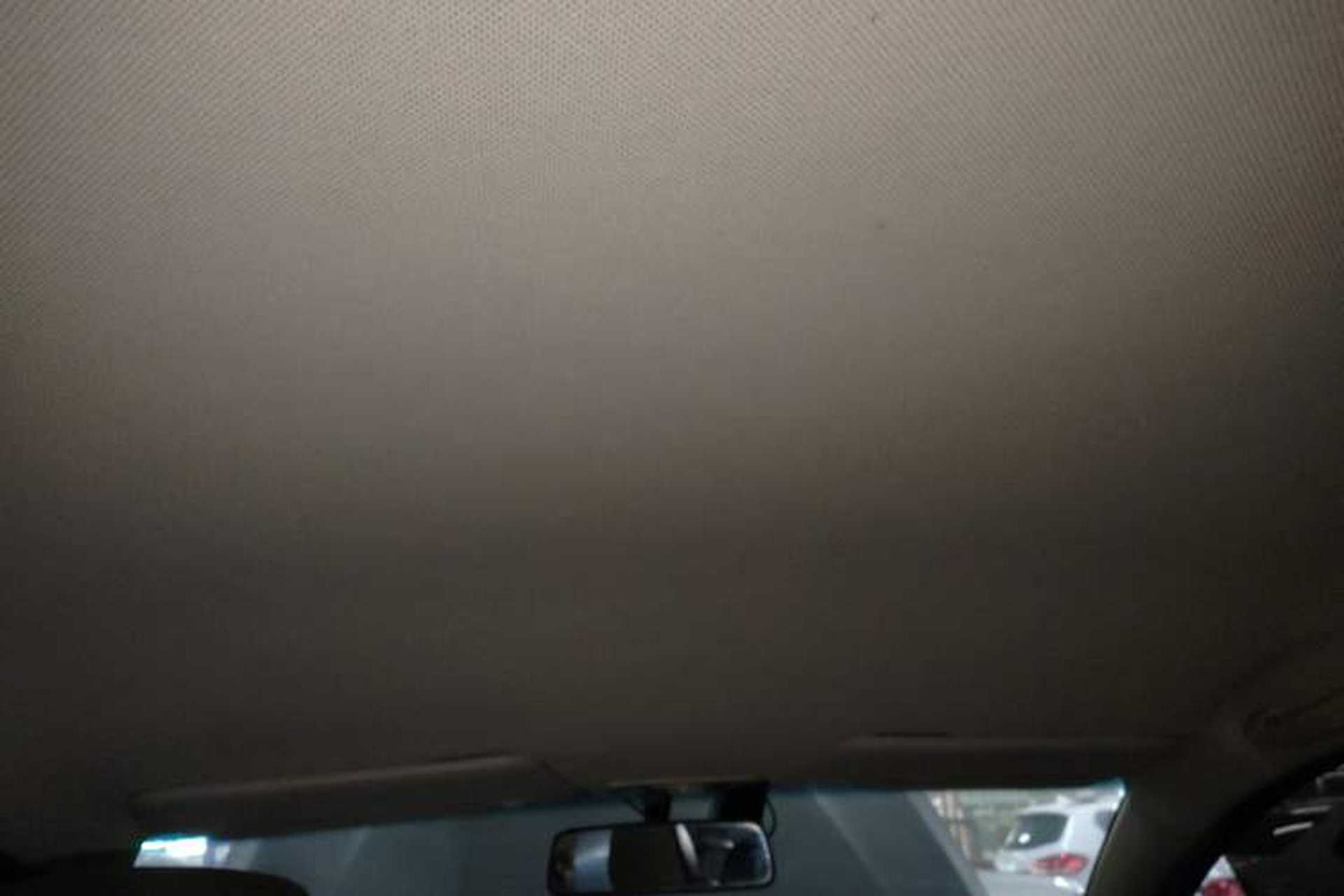 Used Baojun 310W 2017 1.5L Manual Fashion Model China V Headliner