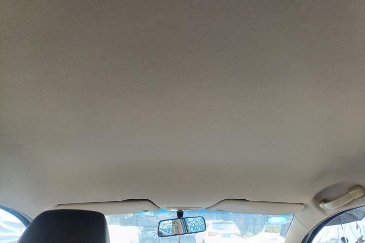 Used Baojun 310W 2017 1.5L Manual Fashion Edition China VI Headliner