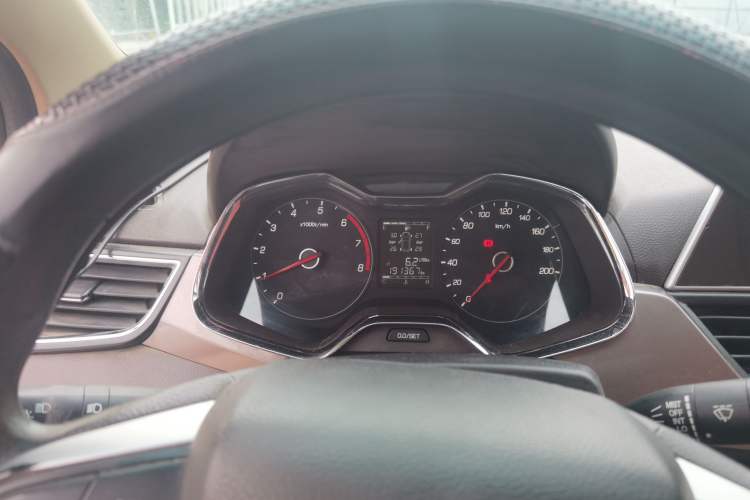 Used Baojun 310W 2017 1.5L Manual Fashion Model China V Instrument Cluster