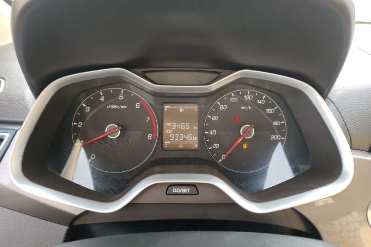 Used Baojun 310W 2017 1.5L Manual Comfort Version China V Instrument Cluster