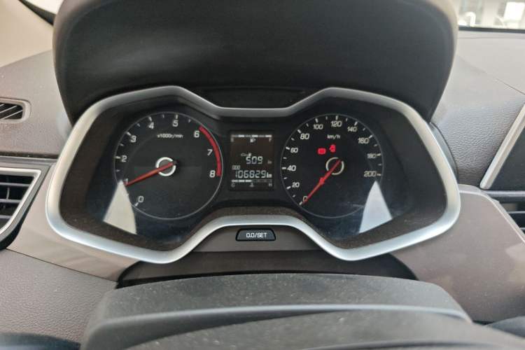 Used Baojun 310W 2017 1.5L Manual Comfort Version China V Instrument Cluster