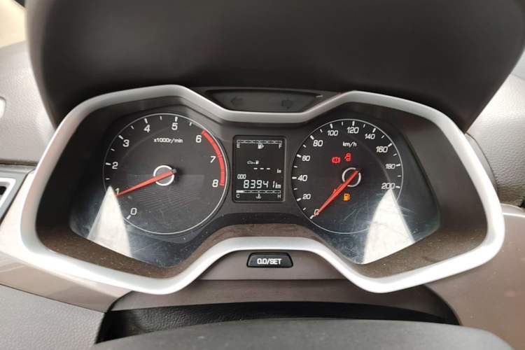 Used Baojun 310W 2017 1.5L Manual Comfort Version China V Instrument Cluster