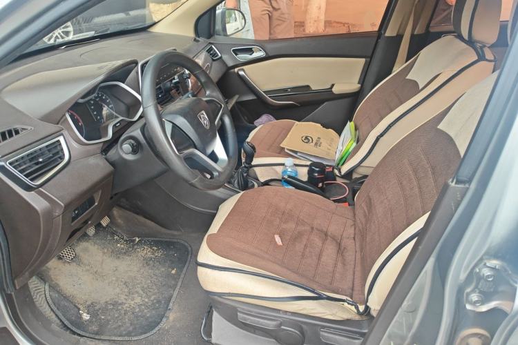 Used Baojun 310W 2017 1.5L Manual Comfort Version China V Left Front Seat