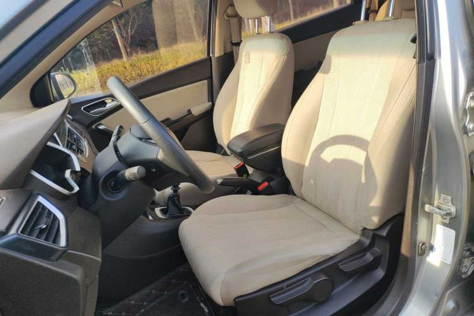 Used Baojun 310W 2017 1.5L Manual Comfort Version China V Left Front Seat