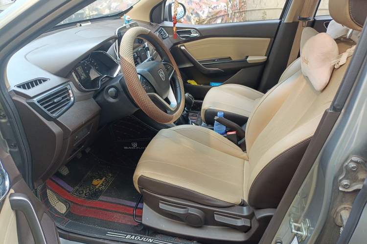 Used Baojun 310W 2017 1.5L Manual Fashion Edition China VI Left Front Seat