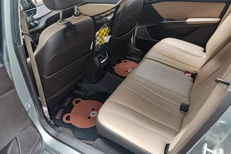 Used Baojun 310W 2017 1.5L Manual Fashion Model China V Left Rear Seat