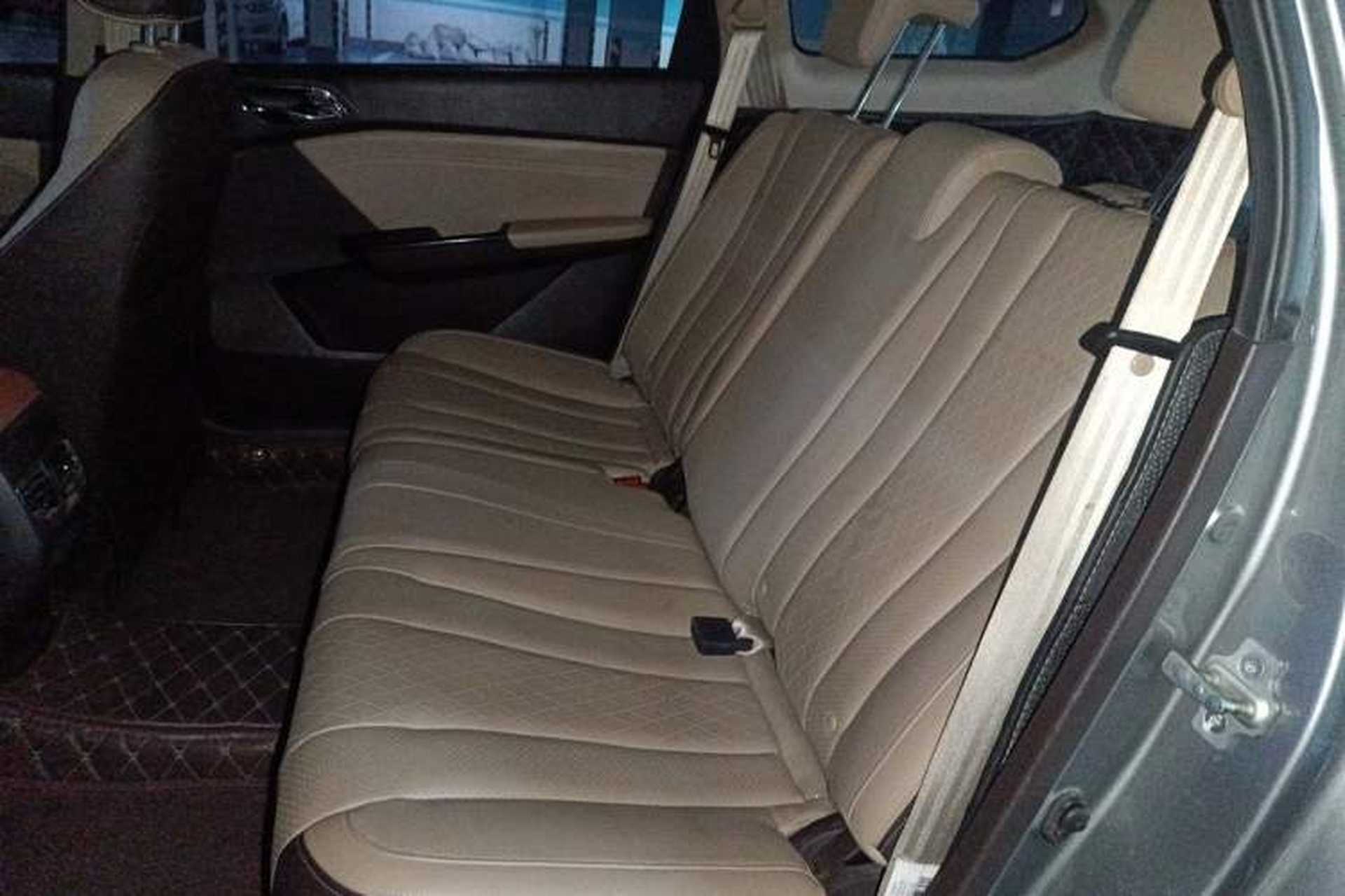 Used Baojun 310W 2017 1.5L Manual Fashion Model China V Left Rear Seat