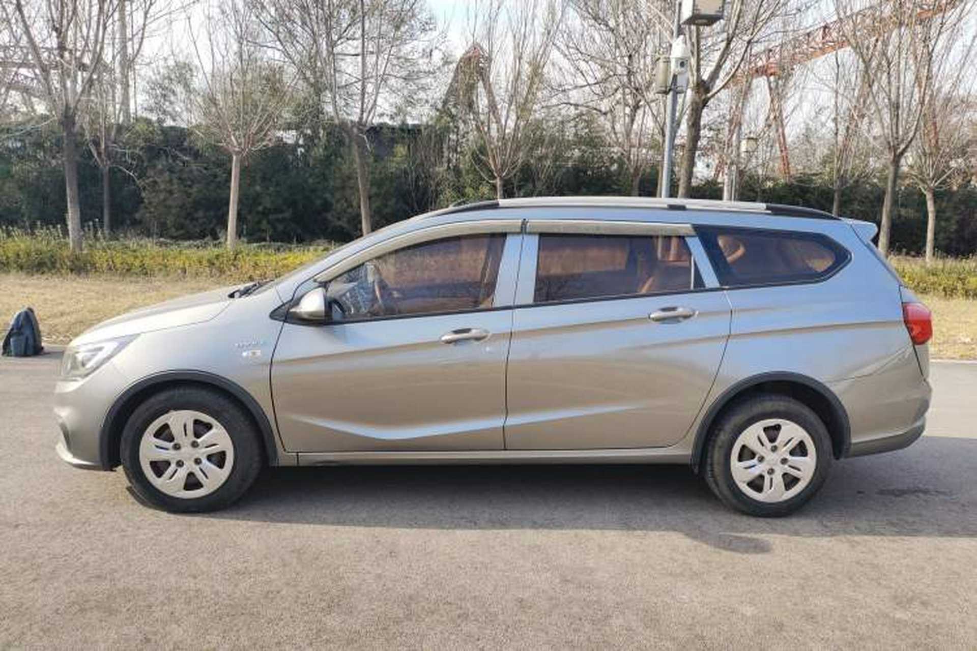Used Baojun 310W 2017 1.5L Manual Comfort Version China V Left Side