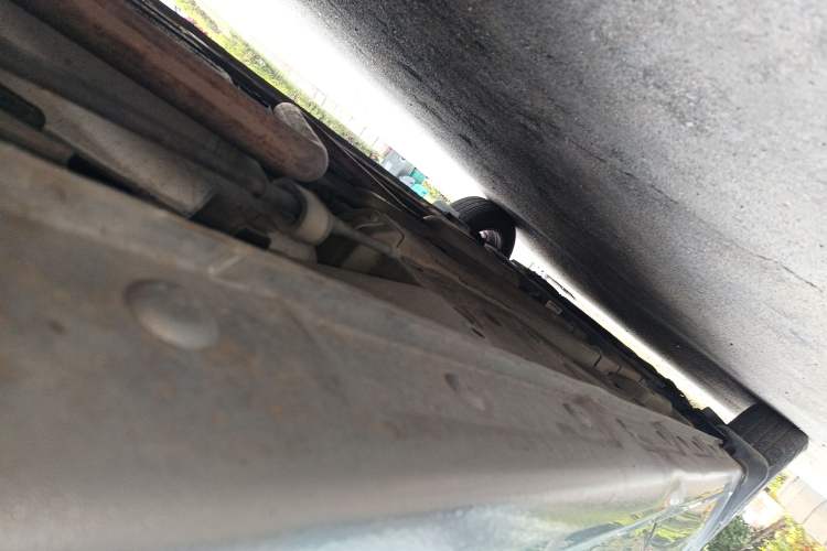 Used Baojun 310W 2017 1.5L Manual Fashion Model China V Left Side Sill