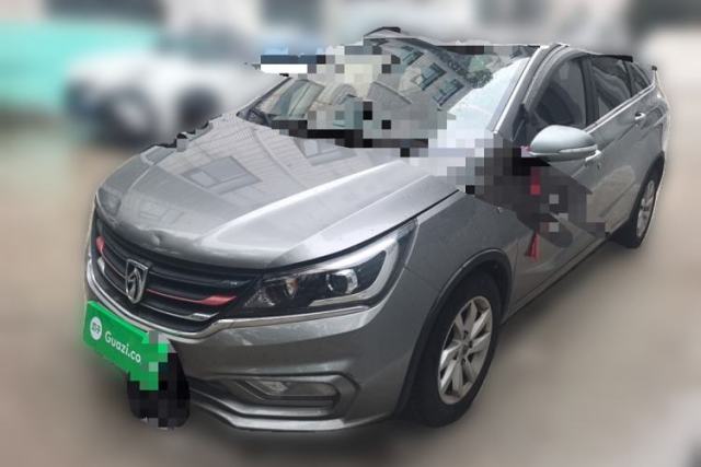 Used Baojun 310W 2017 1.5L Manual Fashion Model China V