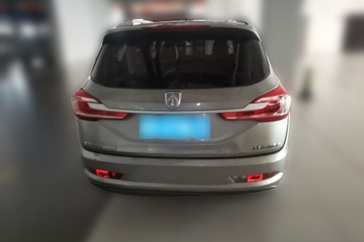 Used Baojun 310W 2017 1.5L Manual Comfort Version China V Rear