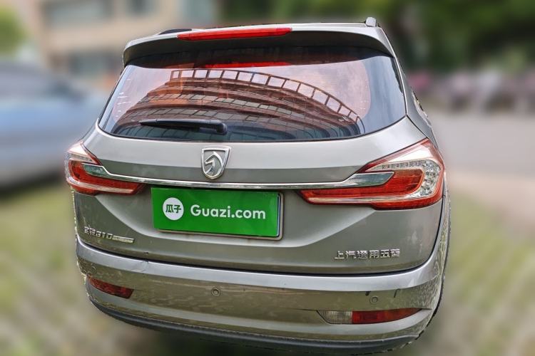 Used Baojun 310W 2017 1.5L Manual Fashion Model China V Rear