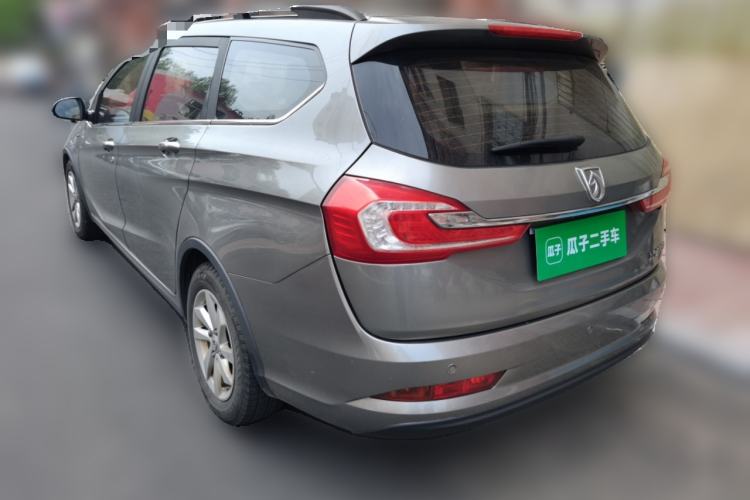 Used Baojun 310W 2017 1.5L Manual Fashion Model China V Rear Left 45 Deg