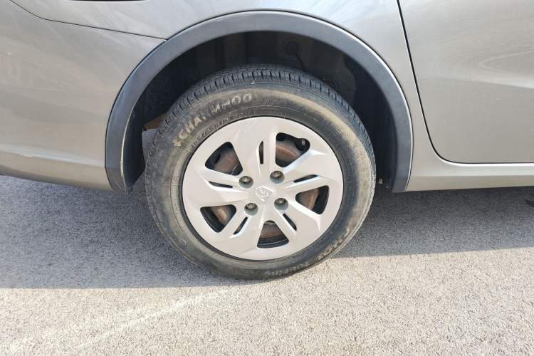 Used Baojun 310W 2017 1.5L Manual Comfort Version China V Right Rear Wheel Hub