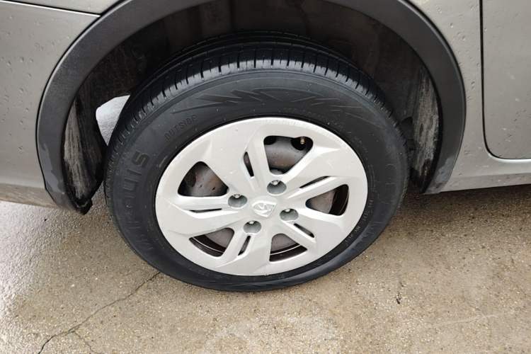 Used Baojun 310W 2017 1.5L Manual Comfort Version China V Right Rear Wheel Hub