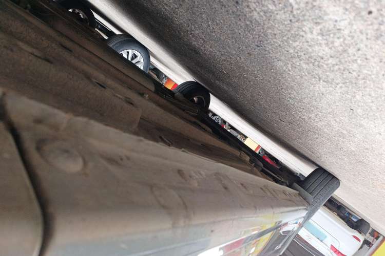 Used Baojun 310W 2017 1.5L Manual Fashion Model China V Right Side Sill