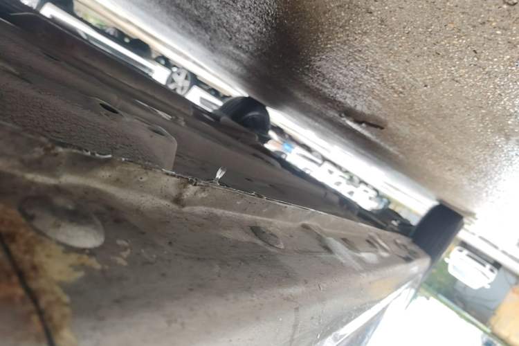 Used Baojun 310W 2017 1.5L Manual Comfort Version China V Right Side Sill