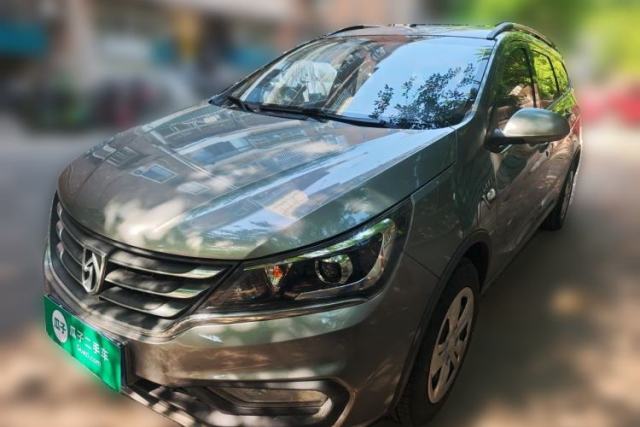 Used Baojun 310W 2017 1.5L Manual Comfort Version China VI Emission Standard