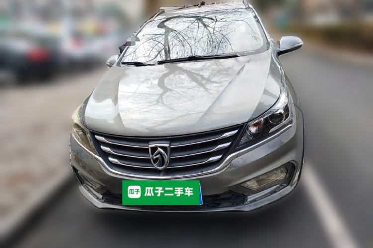 Used Baojun 310W 2017 1.5L Manual Fashion Model China V Front