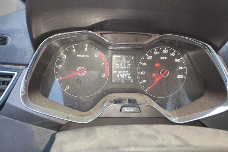 Used Baojun 310W 2017 1.5L Manual Fashion Model China V Instrument Cluster