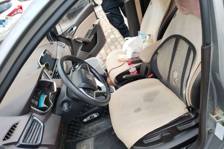 Used Baojun 310W 2017 1.5L Manual Fashion Model China V Left Front Seat