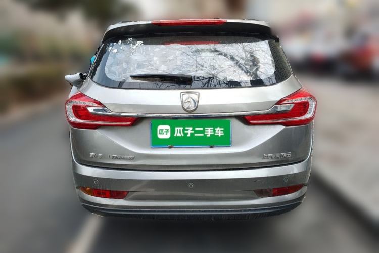 Used Baojun 310W 2017 1.5L Manual Fashion Model China V Rear