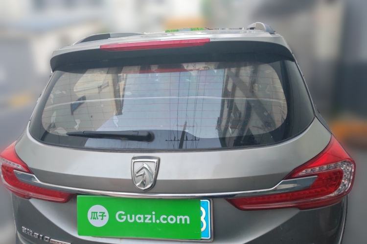 Used Baojun 310W 2017 1.5L Manual Fashion Model China V Rear