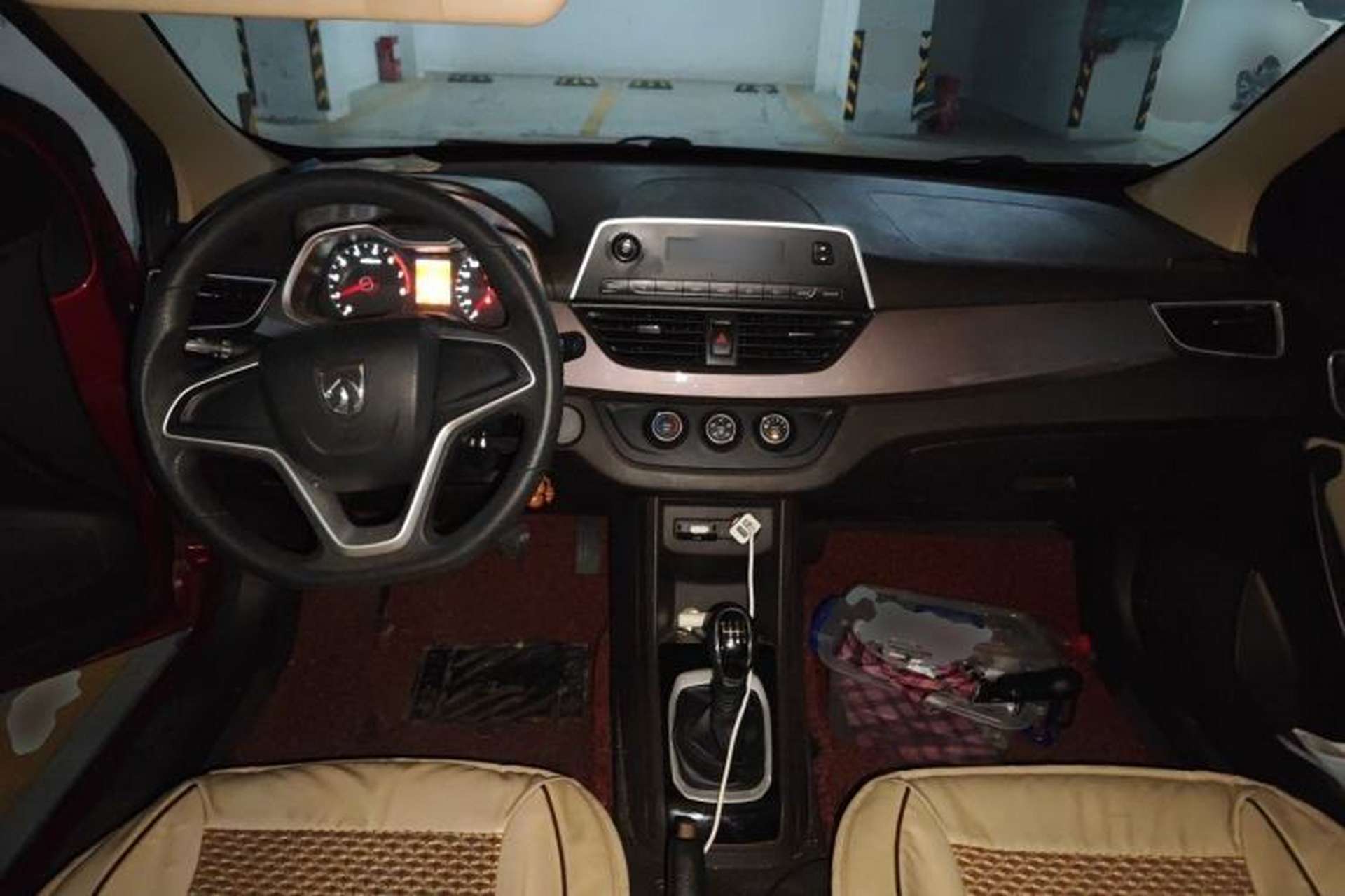Used Baojun 310W 2017 1.5L Manual Comfort Version China V Center Console