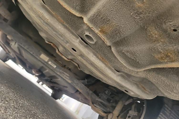 Used Baojun 310W 2017 1.5L Manual Fashion Model China V Chassis Rear