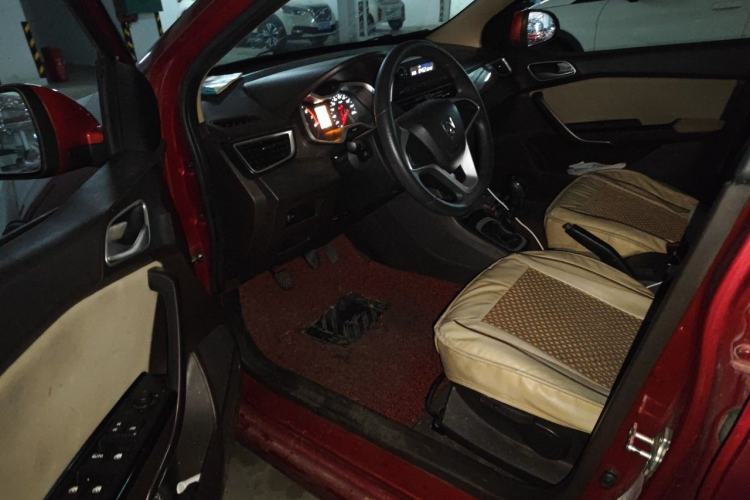 Used Baojun 310W 2017 1.5L Manual Comfort Version China V Driver Seat