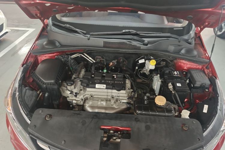 Used Baojun 310W 2017 1.5L Manual Fashion Model China V Engine Bay